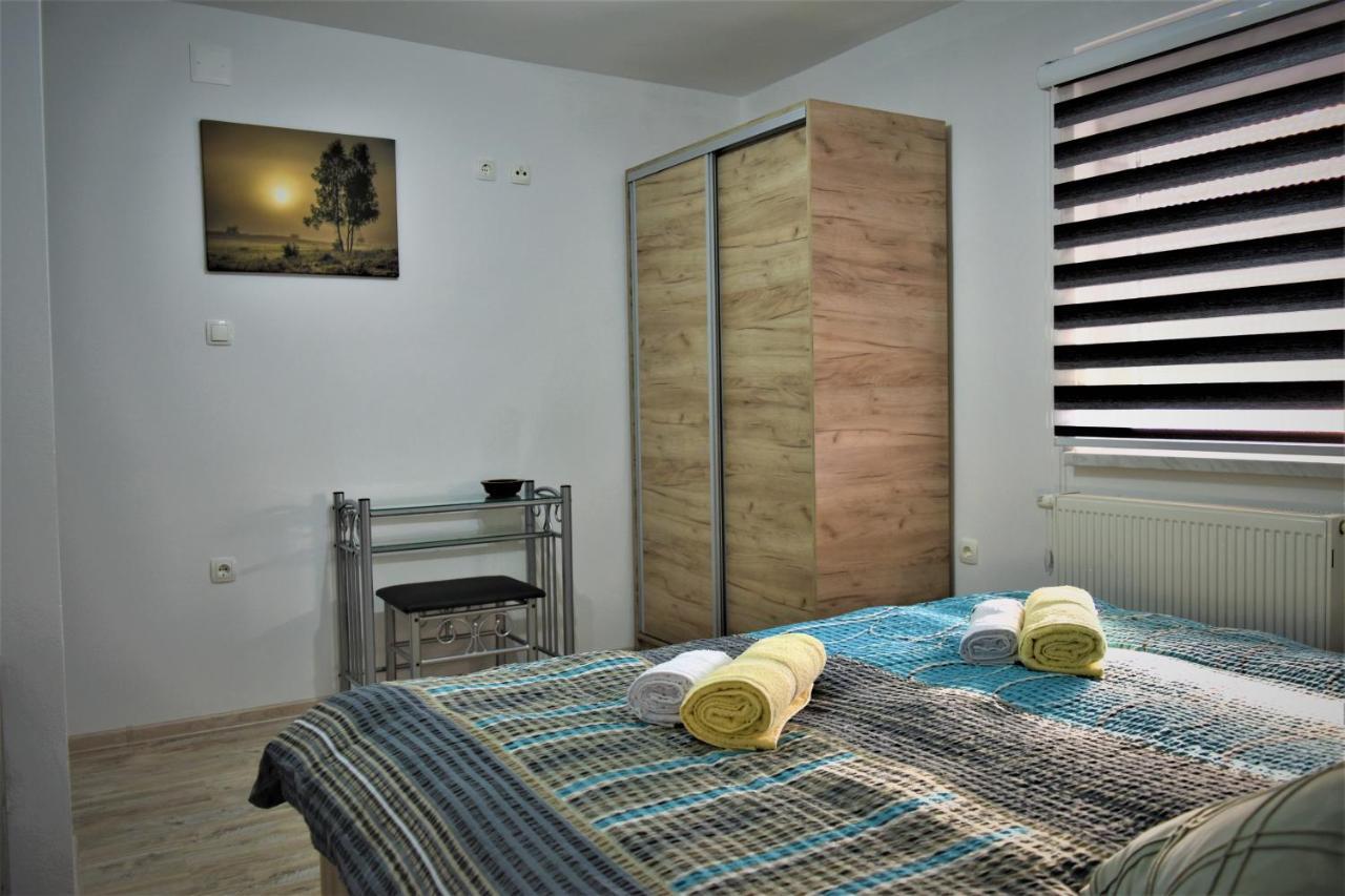אוטוצאץ Guest House Tonka מראה חיצוני תמונה